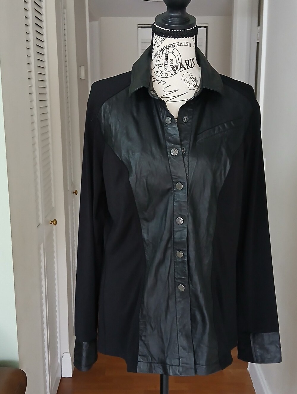 Anatomie‎ Women's Lamb Leather Button Down Shirt
